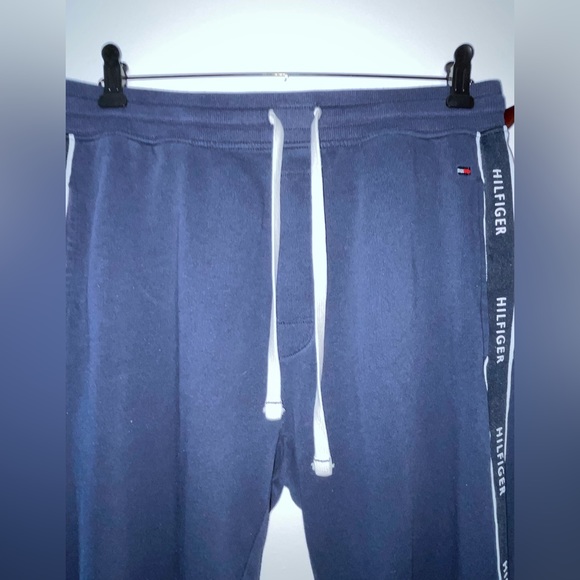 Tommy Hilfiger Sweatpants - Picture 4 of 9